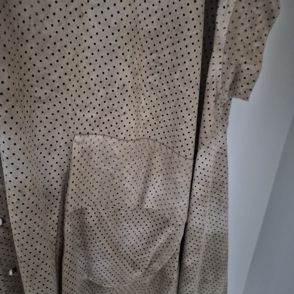 Akembika Short Sleeve Hooded Jacket XL OS - Picture 10 of 10